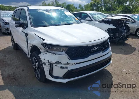 2022 Kia Sorento S z USA, uszkodzony, nr VIN 5XYRL4LC5NG140199